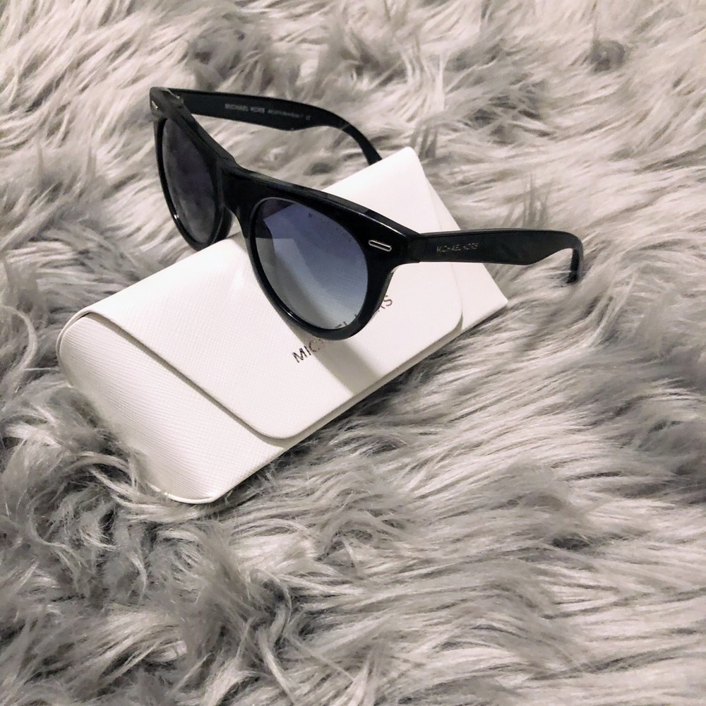 MICHAEL KORS Bora Bora Sunglasses MK-2074